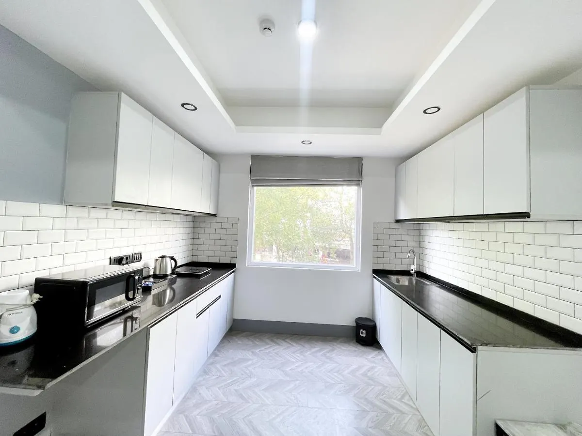 Bedchambers Serviced Apartments - Cyber City Gurgaon