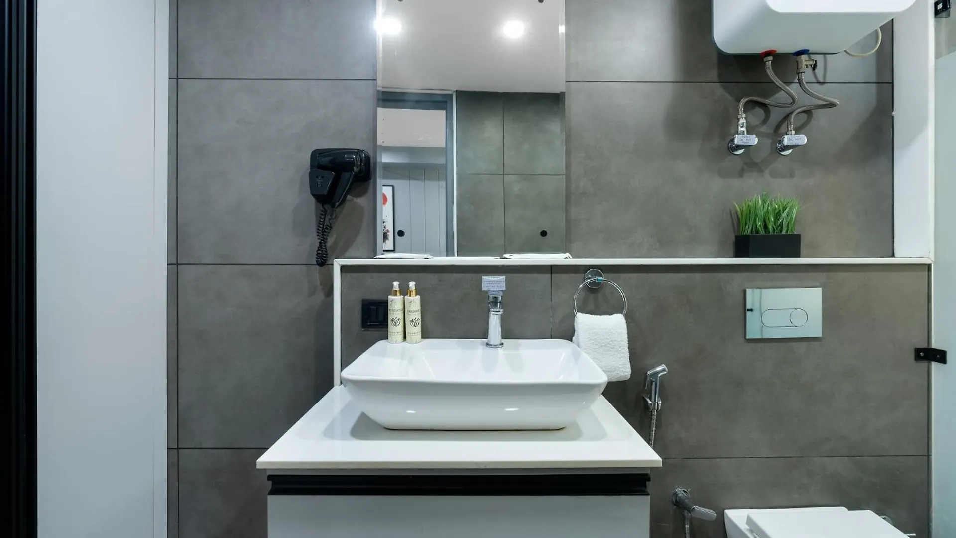Bedchambers Serviced Apartments - Cyber City Gurgaon 0*,