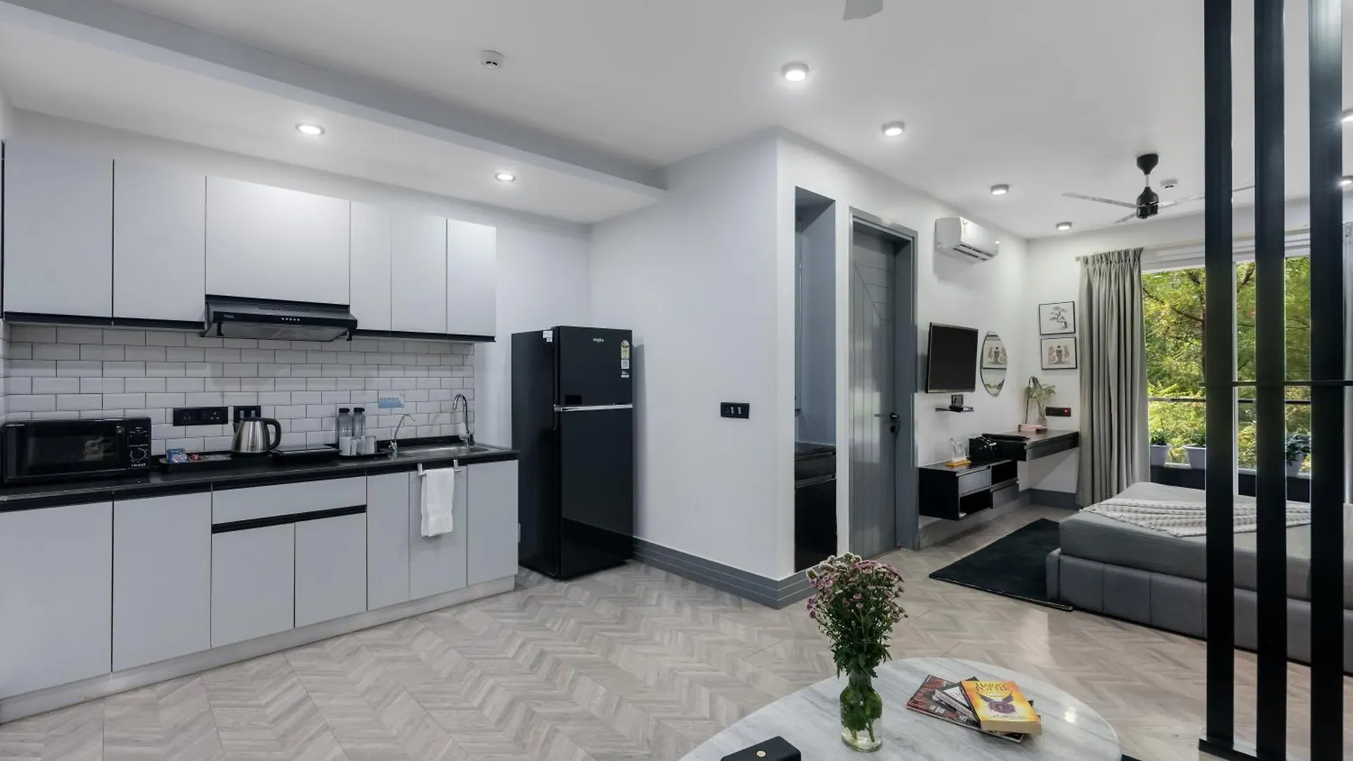 Bedchambers Serviced Apartments - Cyber City Gurgaon